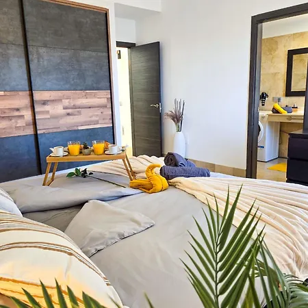 Villa Pearl Of Amarilla Golf - Luxury 3 Bedroom With Heated Pool & Ocean View San Miguel de Abona