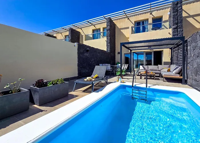 Pearl Of Amarilla Golf - Luxury 3 Bedroom With Heated Pool & Ocean View *