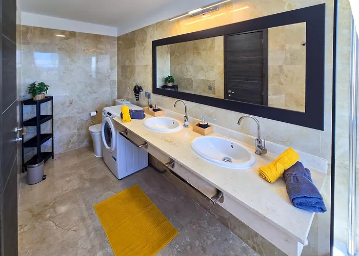 Pearl Of Amarilla Golf - Luxury 3 Bedroom With Heated Pool & Ocean View